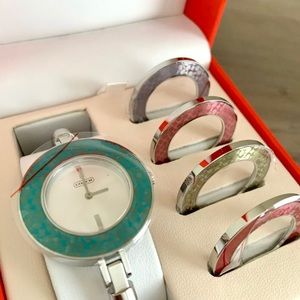 COACH Signature Bezel Watch